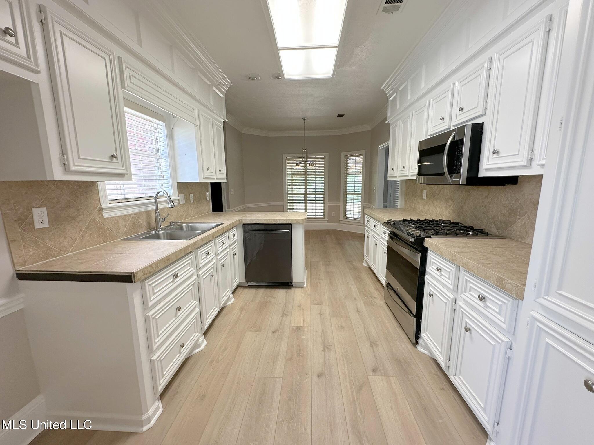 207 Aspen Court, Ridgeland, Mississippi image 4