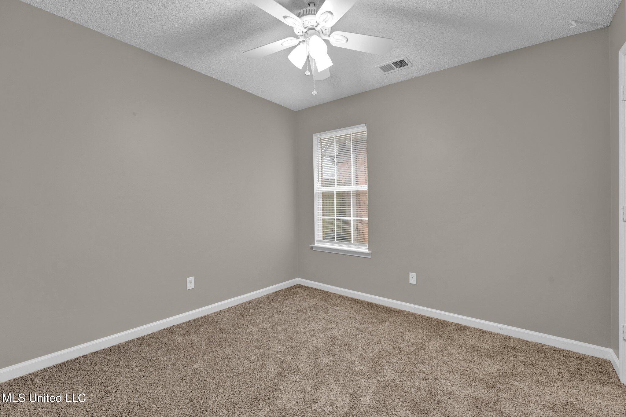 8310 Regal Bend Drive, Olive Branch, Mississippi image 12