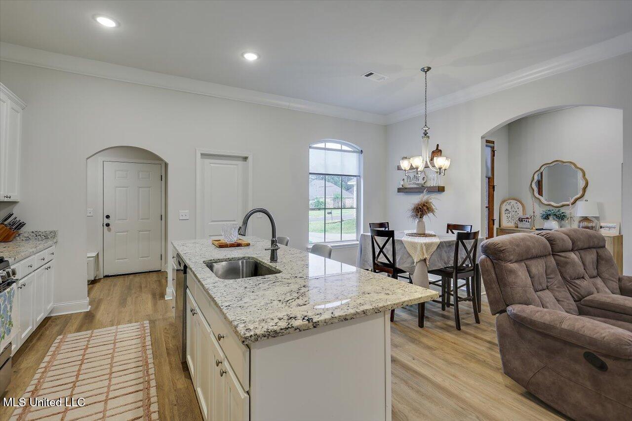 467 Silver Hill, Pearl, Mississippi image 11