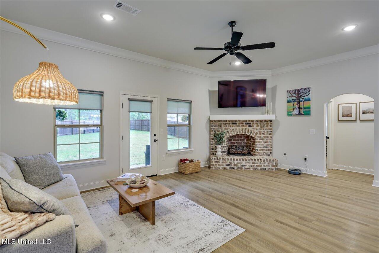 467 Silver Hill, Pearl, Mississippi image 4