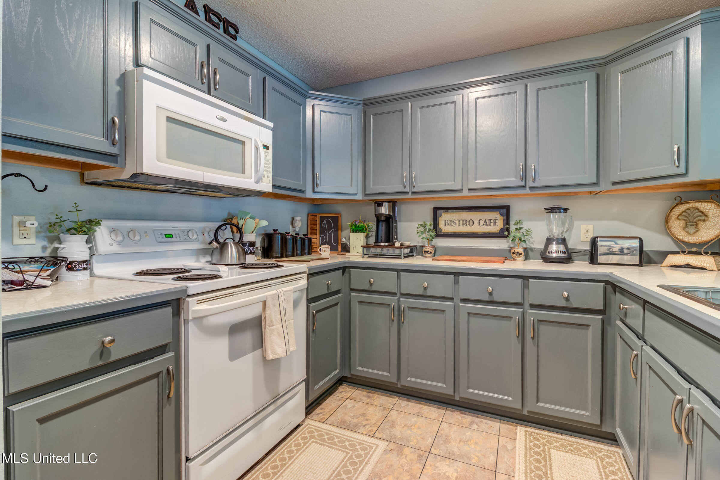 7505 Martin Court, Ocean Springs, Mississippi image 17