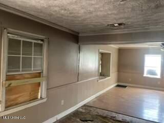 325 Reeves Avenue, Walnut Grove, Mississippi image 2