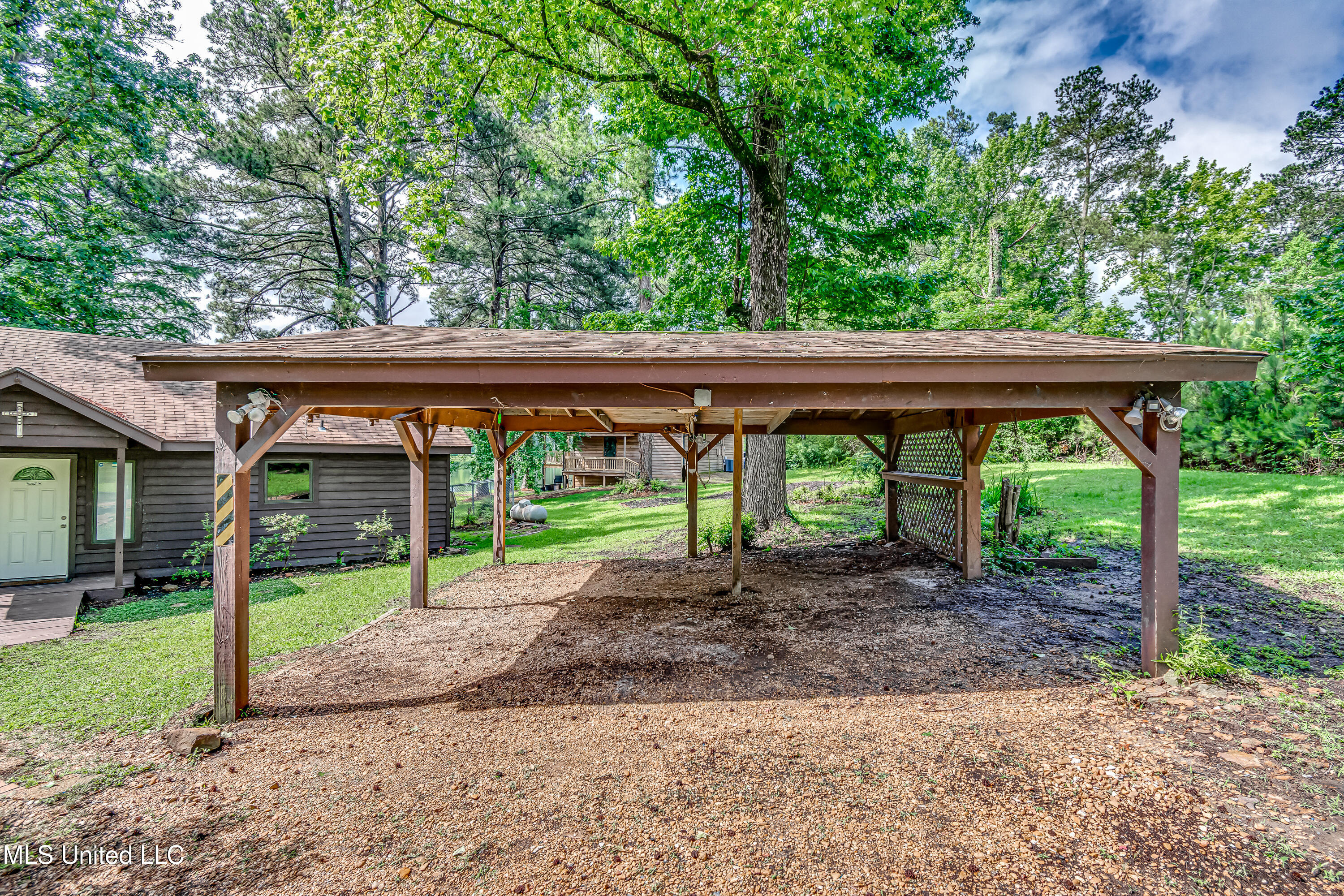 207 W Dewey Camp Drive, Florence, Mississippi image 39