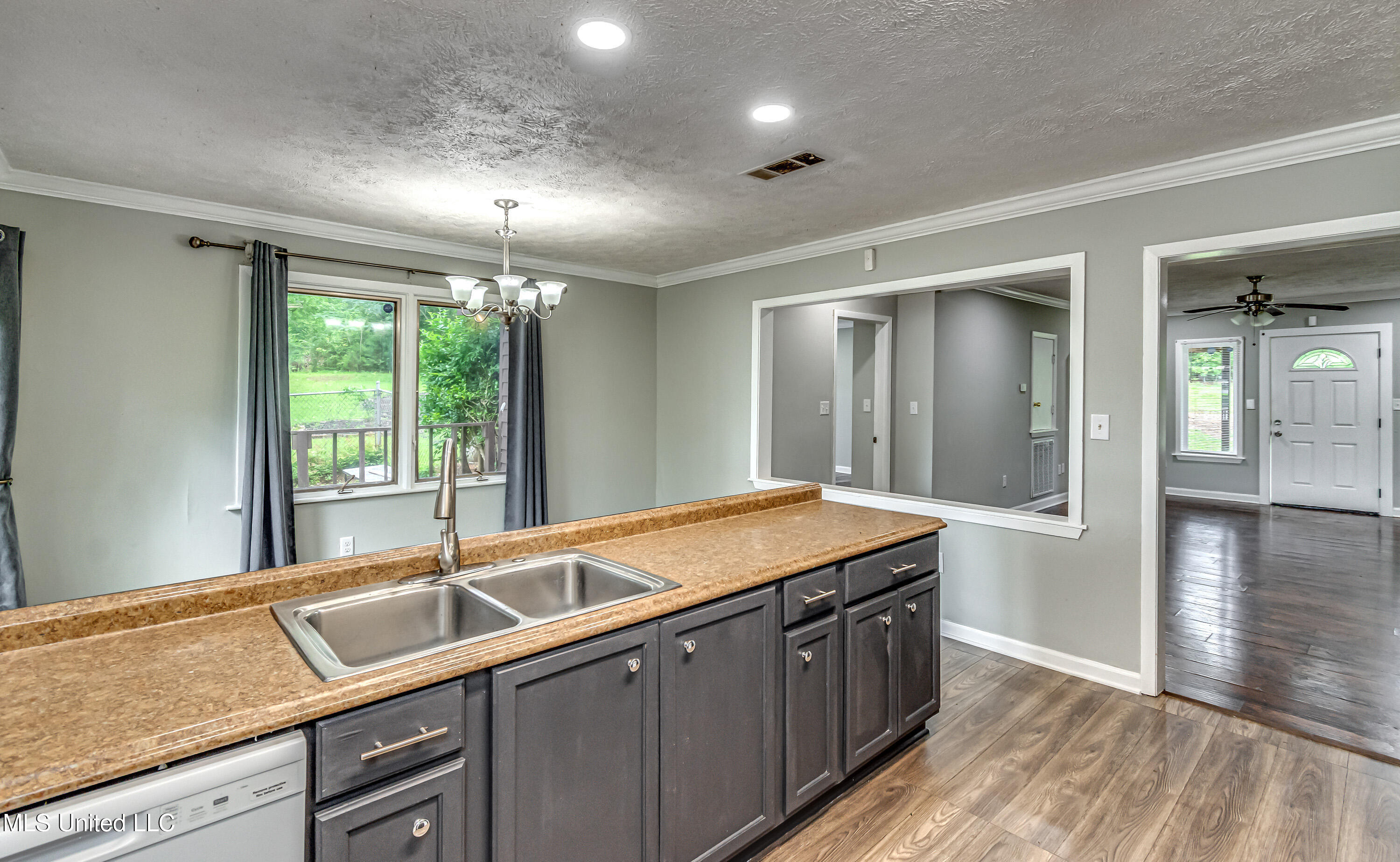 207 W Dewey Camp Drive, Florence, Mississippi image 9