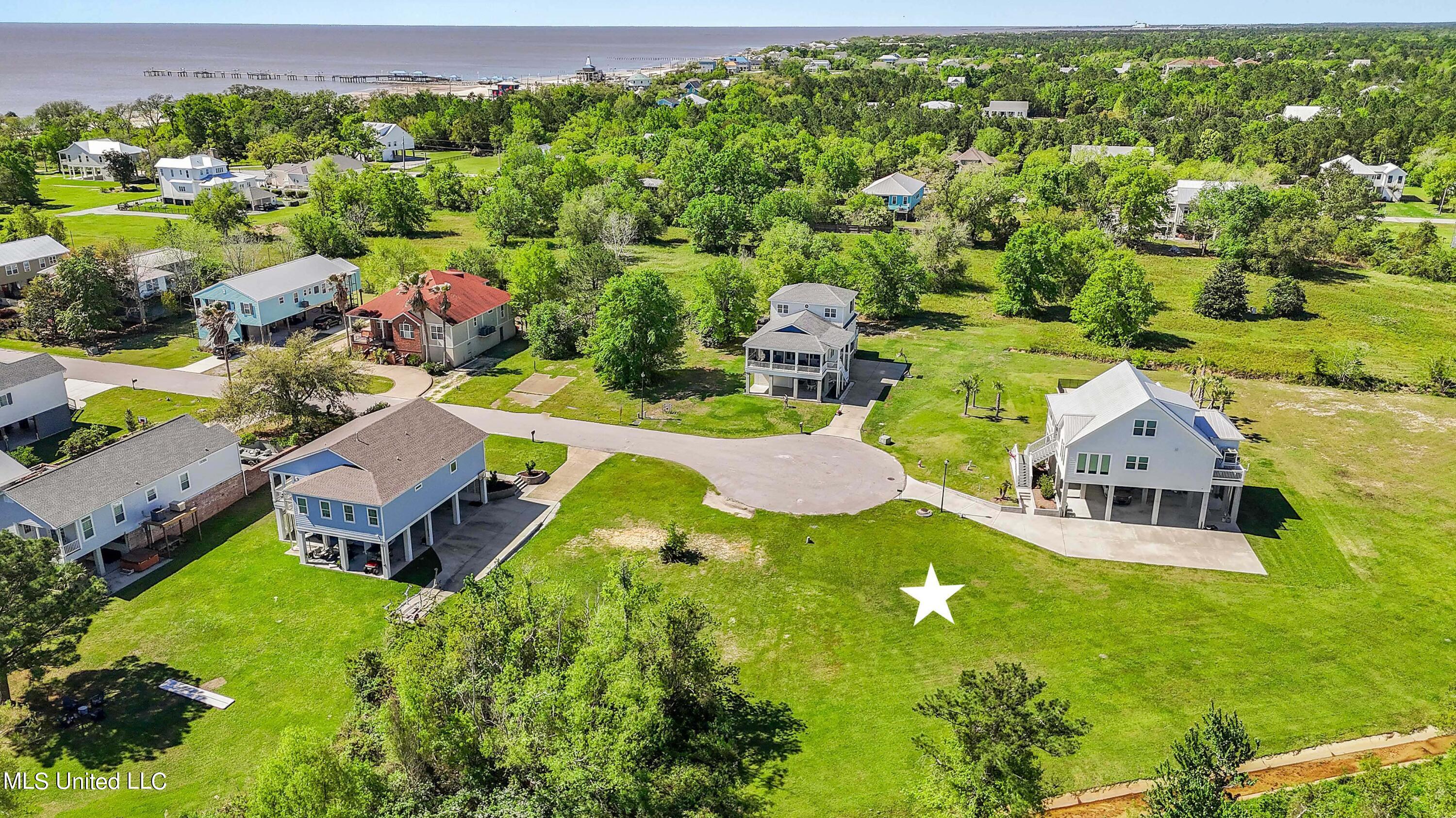 Sarahs Lane, Bay Saint Louis, Mississippi image 4