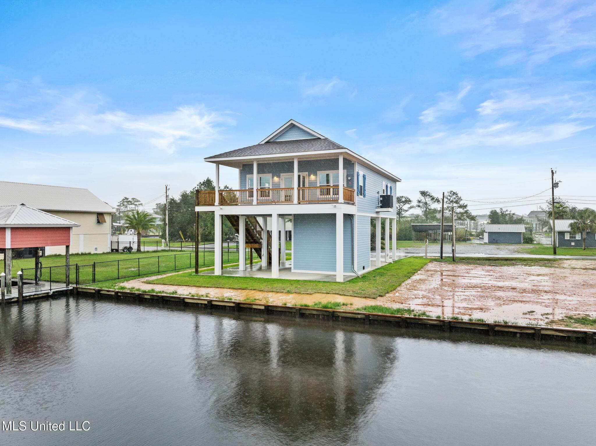 11009 New York Street, Bay Saint Louis, Mississippi image 6