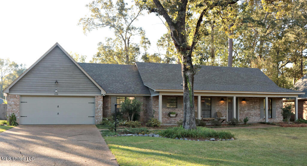 508 Pelahatchie Shore Drive, Brandon, Mississippi image 1