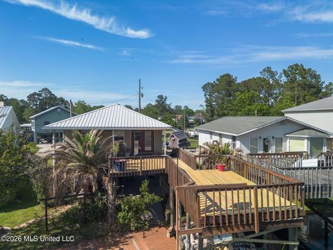 Homes For Sale - 6273 Shawnee Street<br/> Kiln, MS 39556