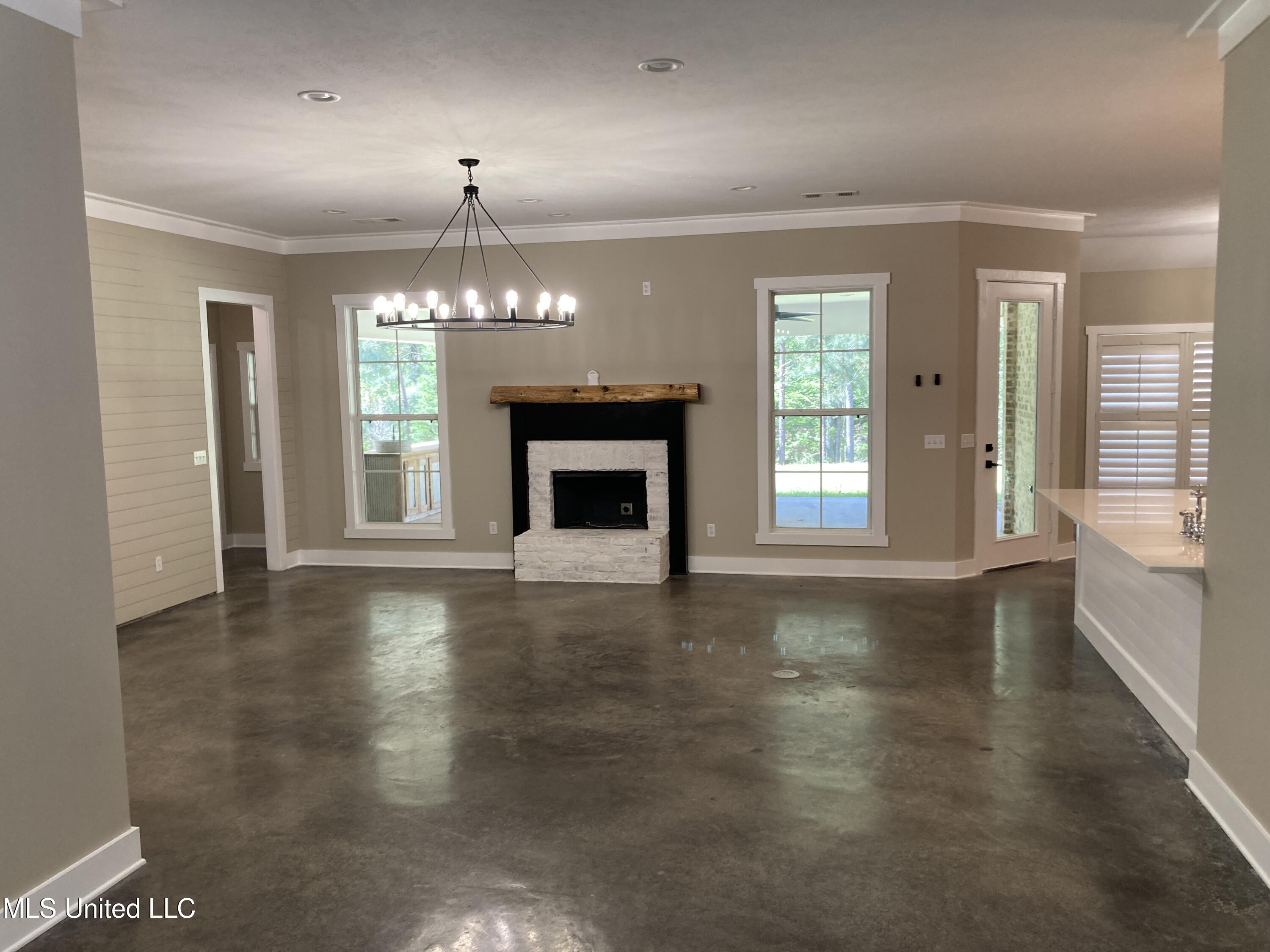 219 Bellewood Drive, Brandon, Mississippi image 16