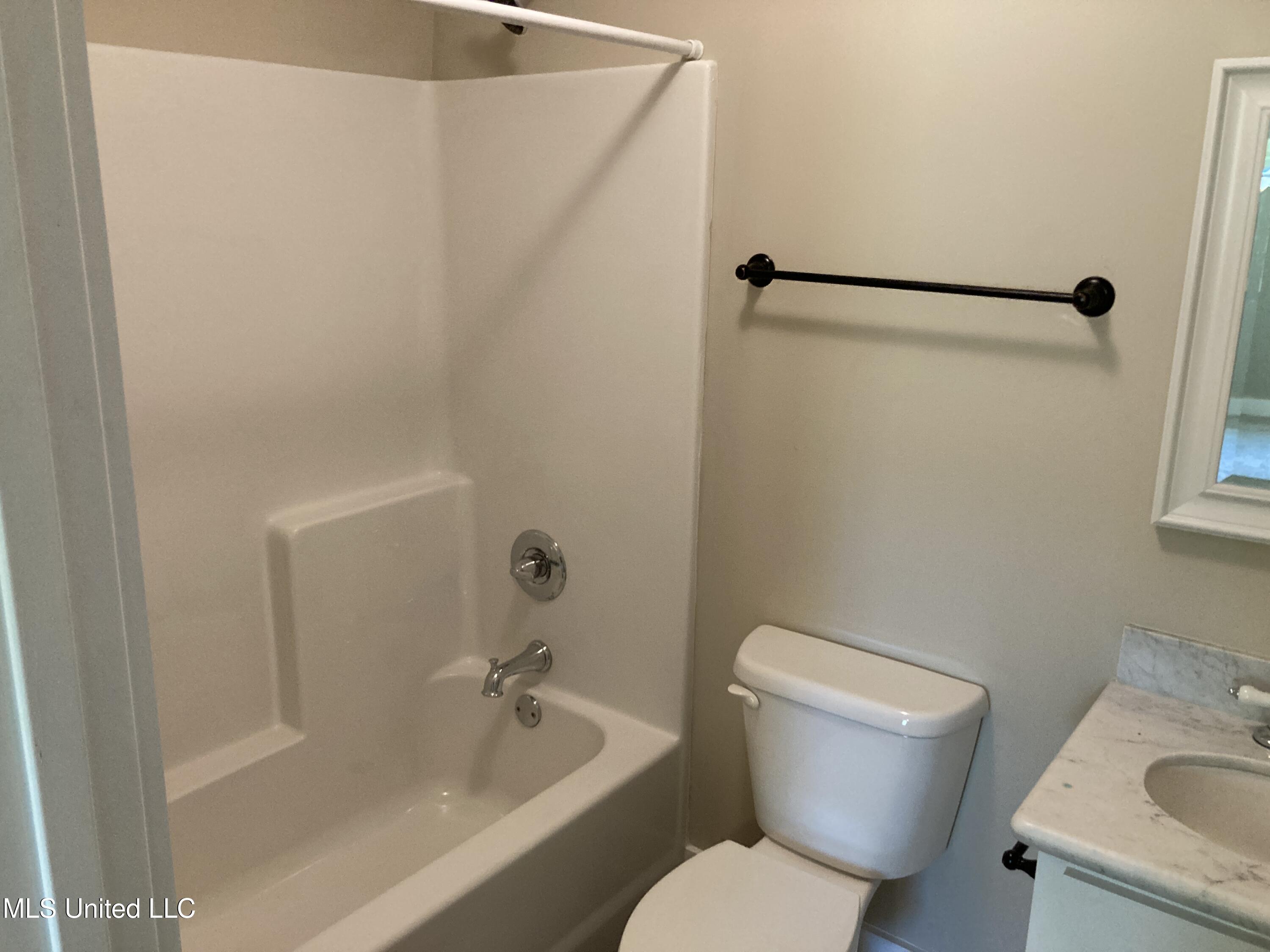 219 Bellewood Drive, Brandon, Mississippi image 10
