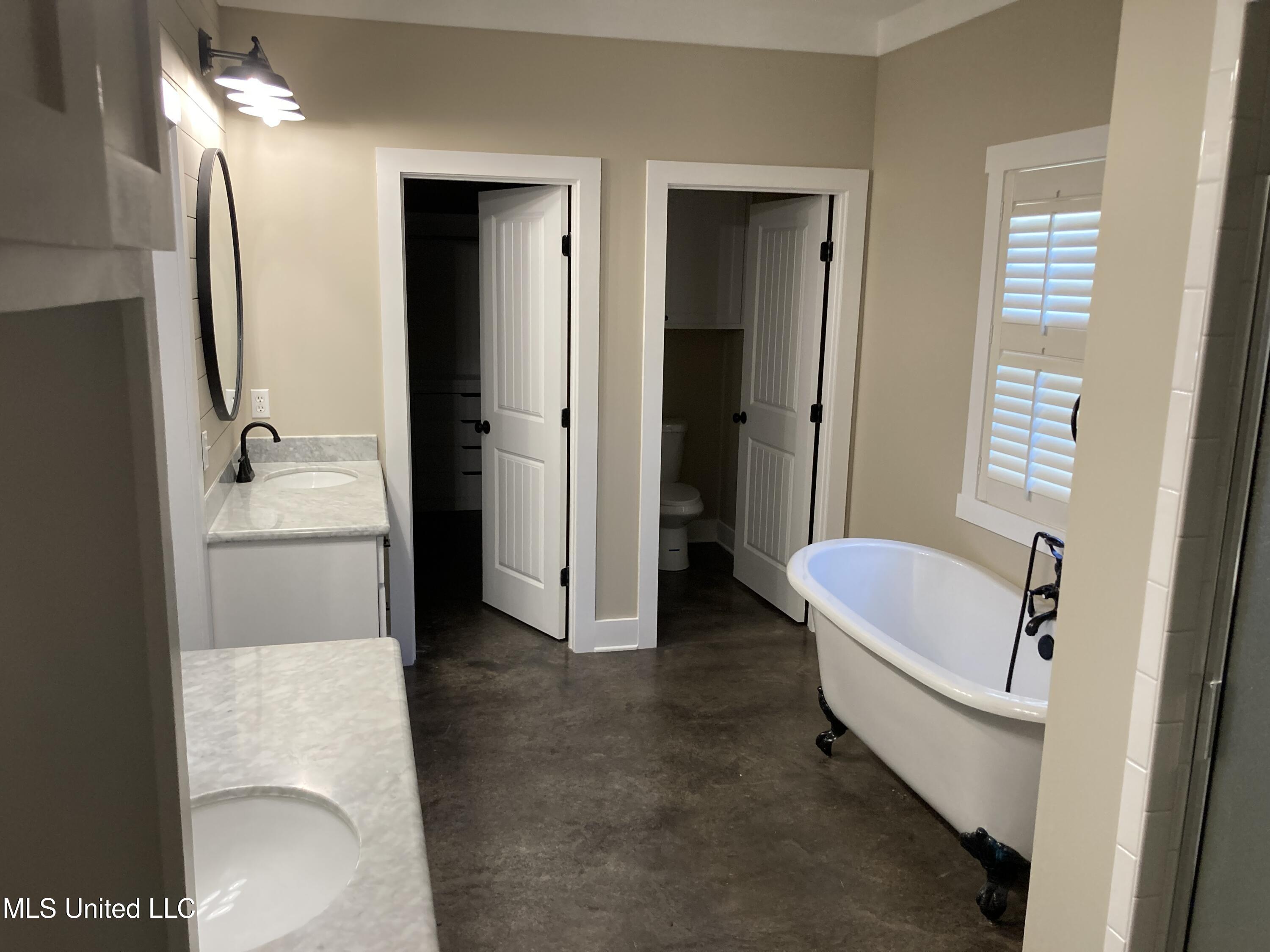219 Bellewood Drive, Brandon, Mississippi image 7