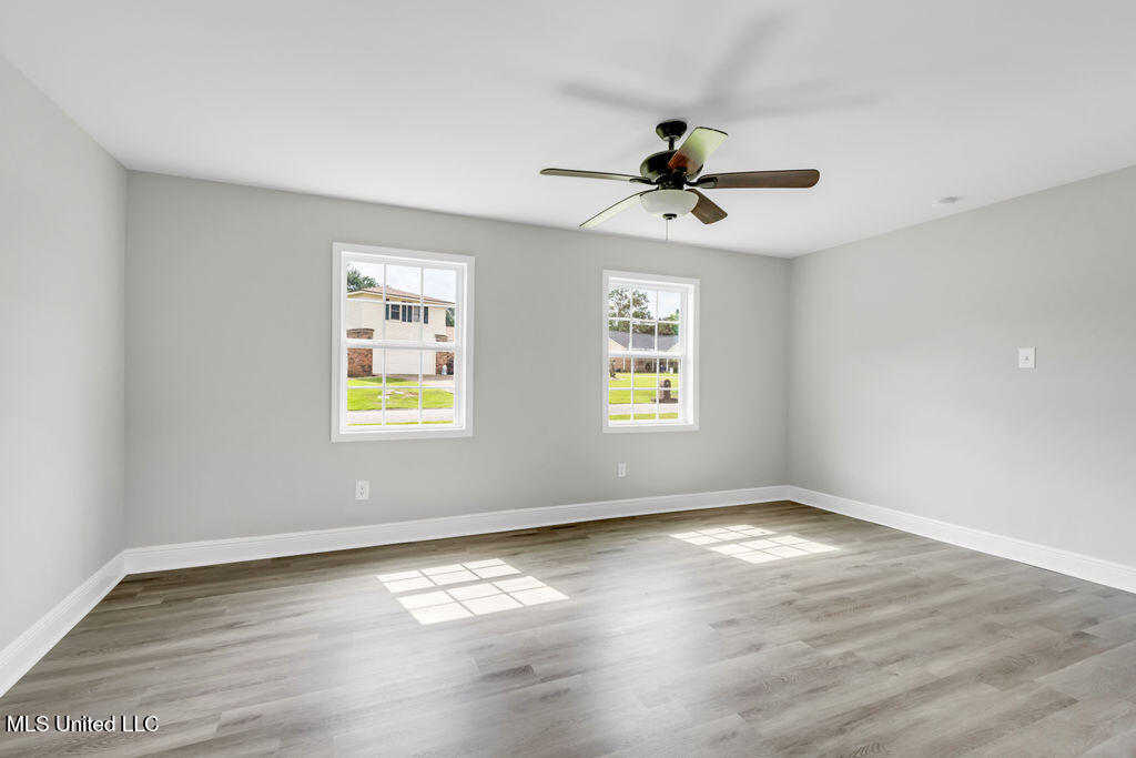 8 Katherine Place, Gulfport, Mississippi image 8