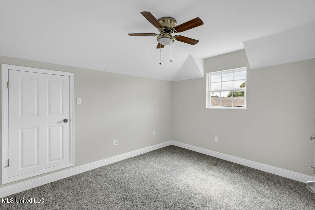 8 Katherine Place, Gulfport, Mississippi image 25