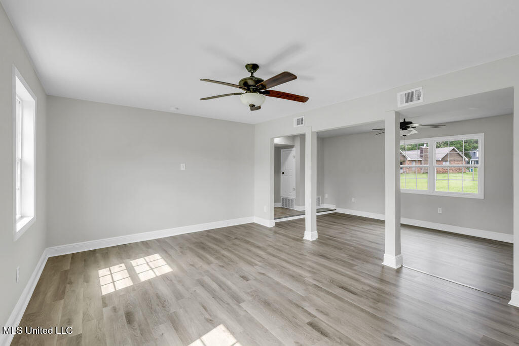 8 Katherine Place, Gulfport, Mississippi image 9