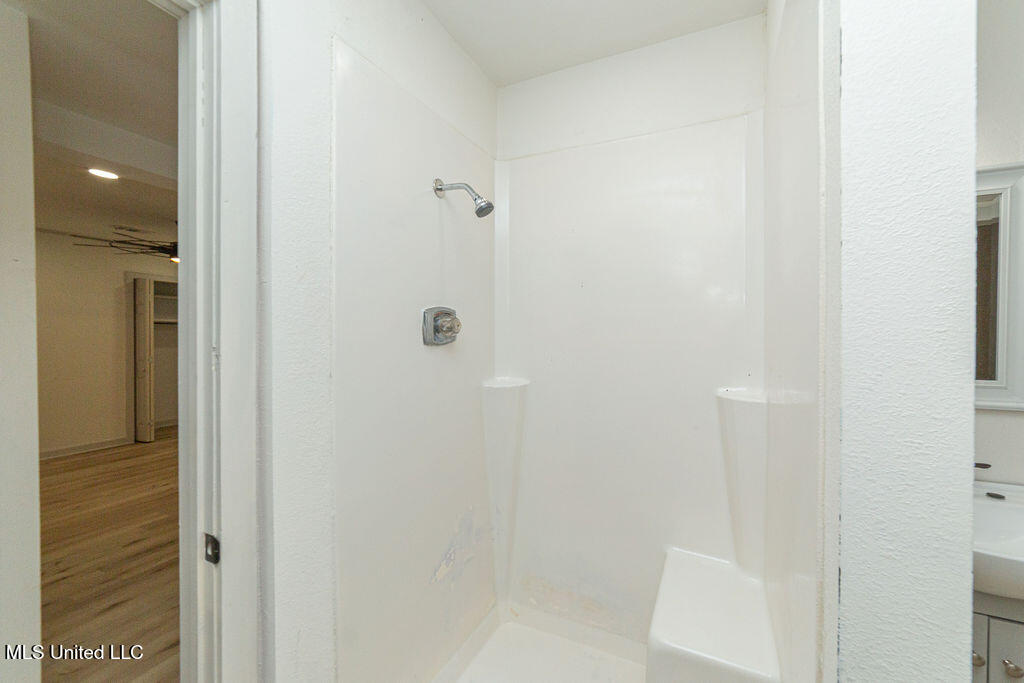 1608 Saint Ann Avenue, Biloxi, Mississippi image 26