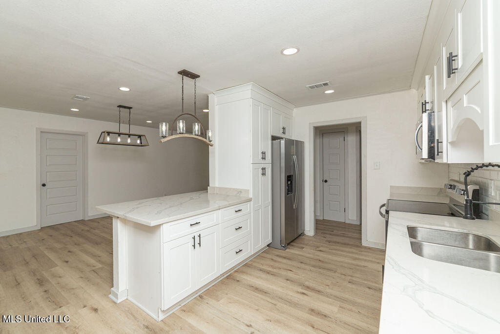 1608 Saint Ann Avenue, Biloxi, Mississippi image 11