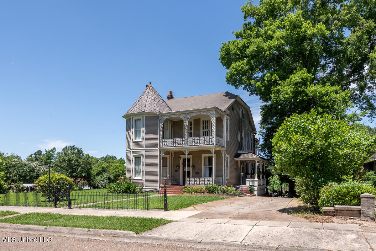 212 Linton Avenue, Natchez, Mississippi image 1