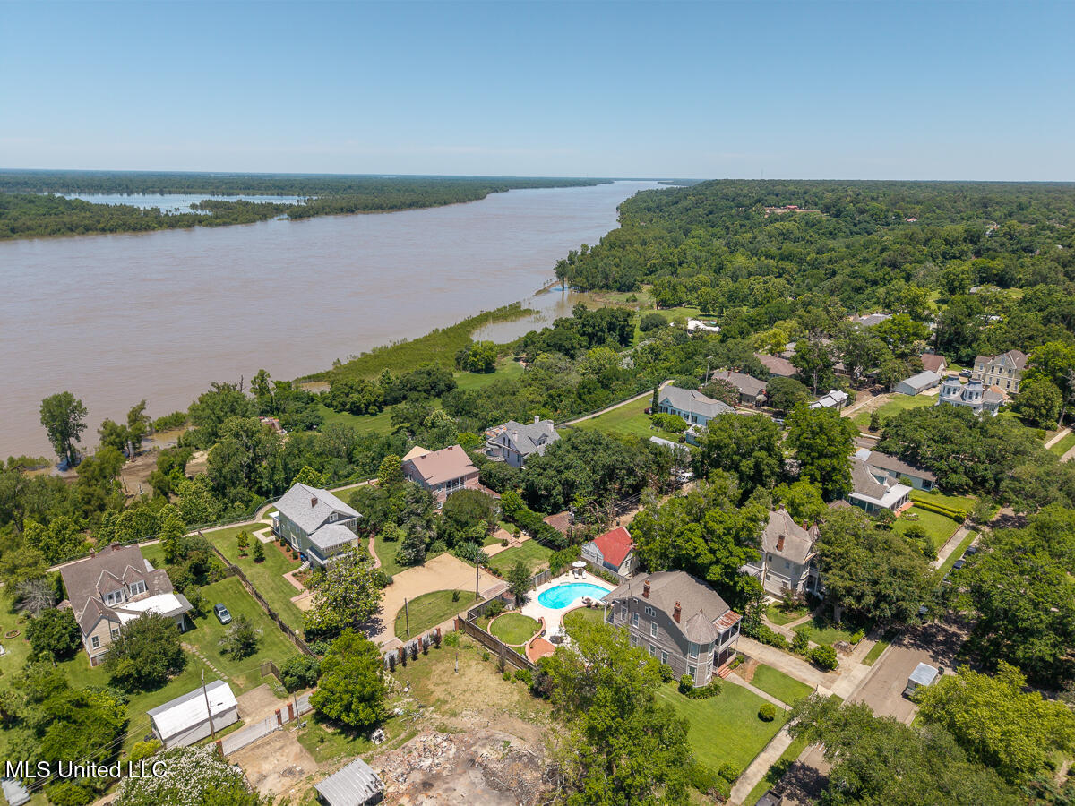 212 Linton Avenue, Natchez, Mississippi image 9