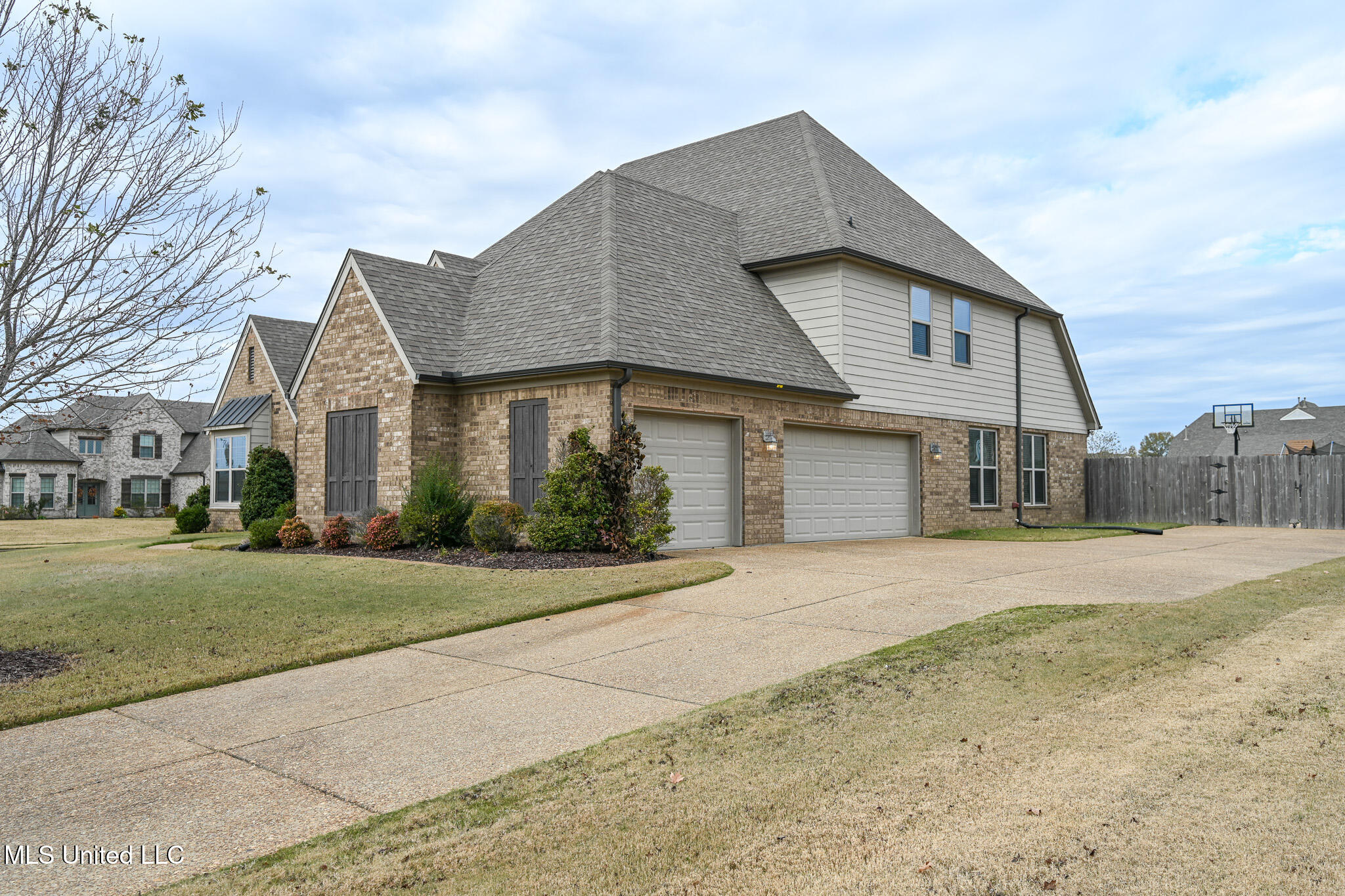 7070 E Hawks Crossing Drive, Olive Branch, Mississippi image 6