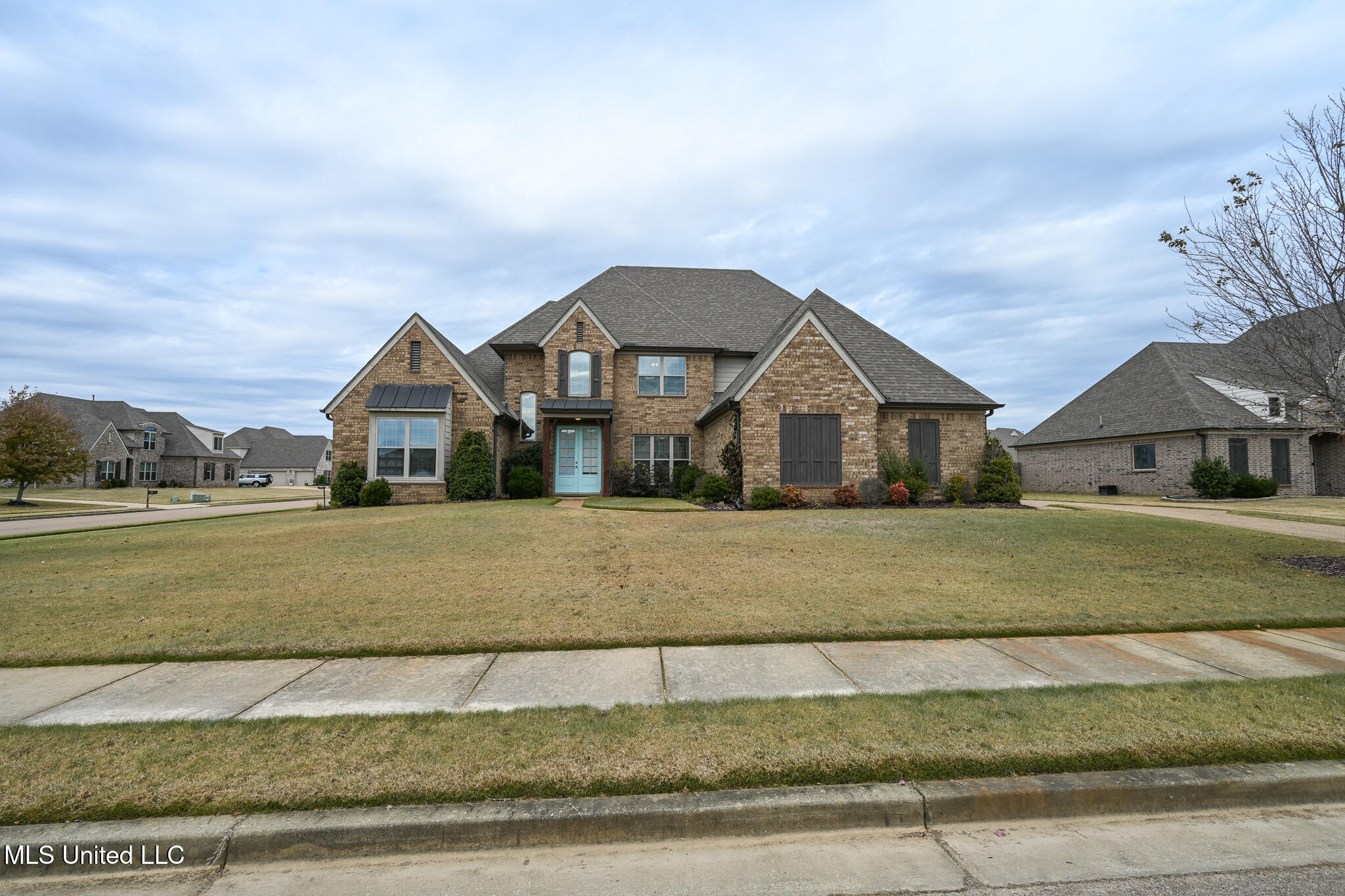 7070 E Hawks Crossing Drive, Olive Branch, Mississippi image 2