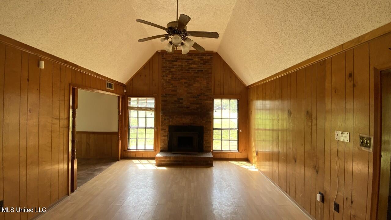 2334 N Pine Lea Drive, Jackson, Mississippi image 3