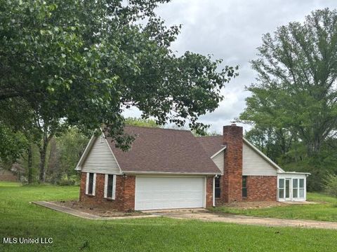 Homes For Sale - 2334 N Pine Lea Drive<br/> Hinds County, Jackson, MS 39209