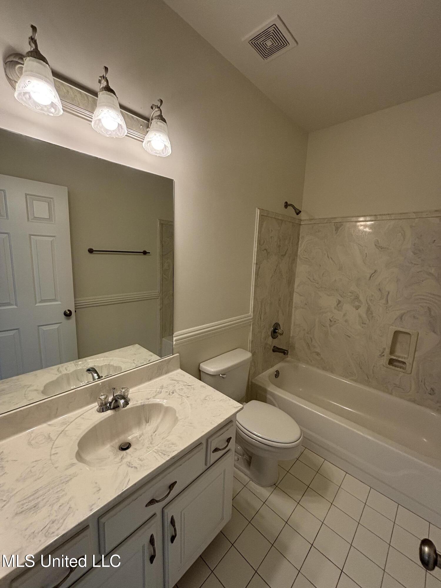 4526 Westminister Circle, Southaven, Mississippi image 23