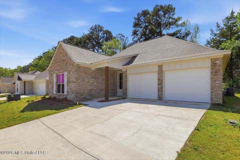 Homes For Sale - 408 Hyde Park Cove<br/> Brandon, MS 39042