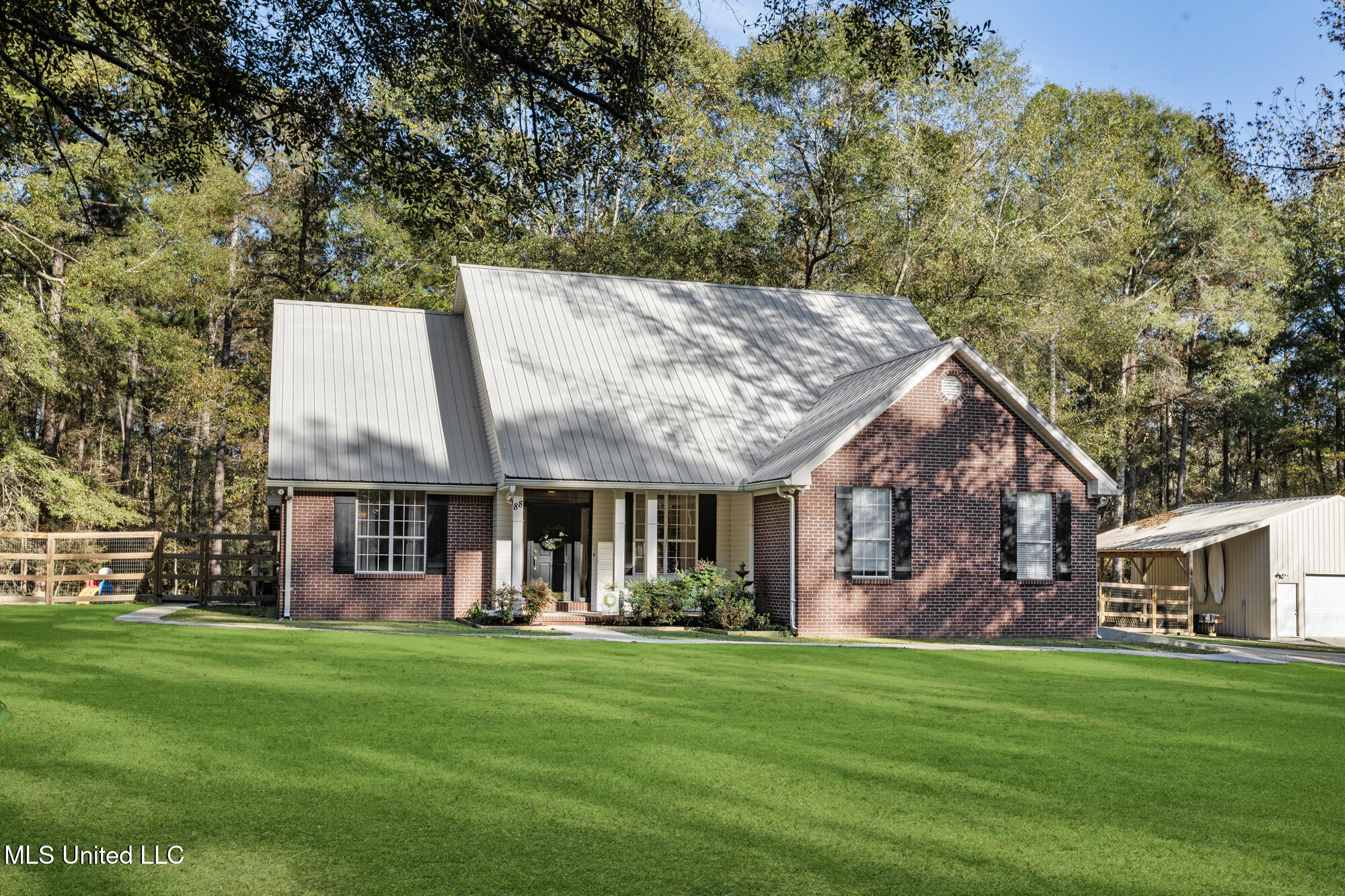 88 N G Weldy Road, Hattiesburg, Mississippi image 14