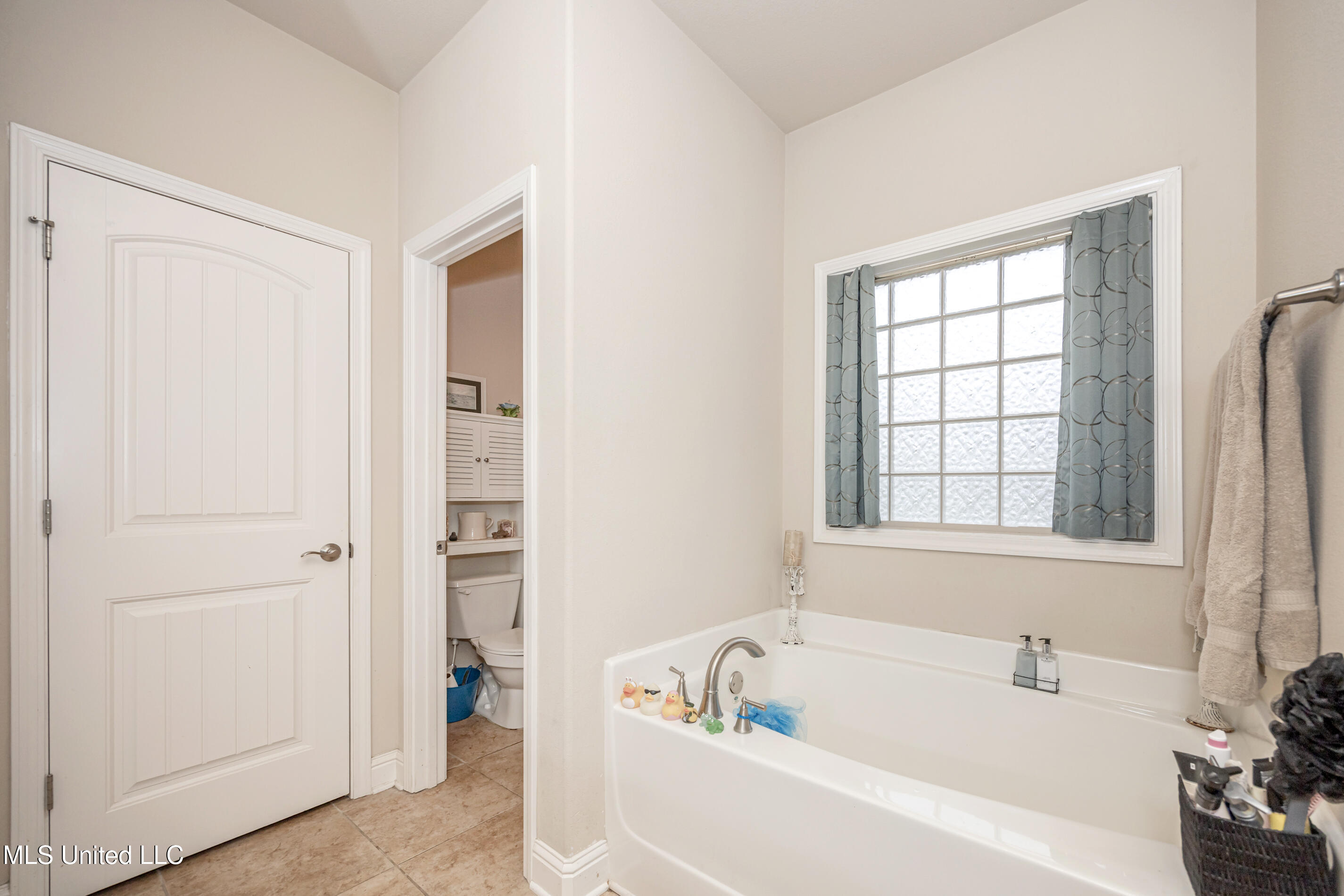 1020 Cardinal Cove, Ocean Springs, Mississippi image 29