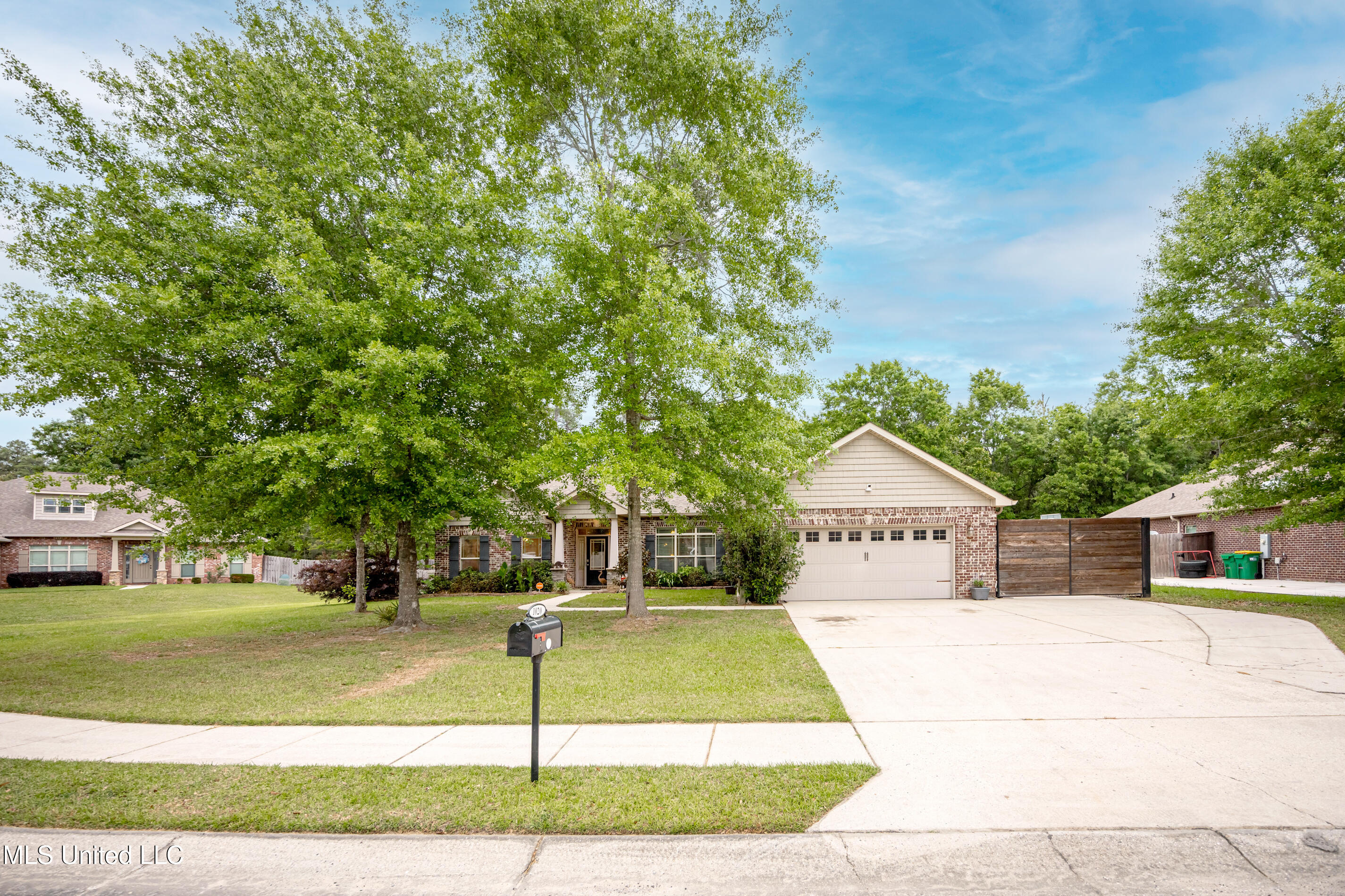 1020 Cardinal Cove, Ocean Springs, Mississippi image 4