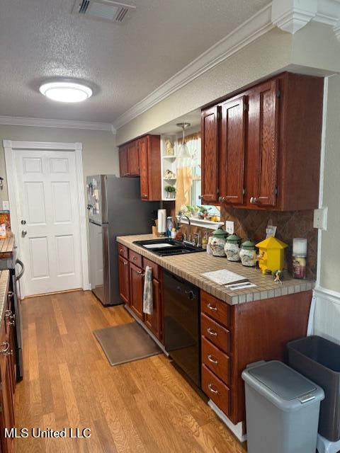 696 Eric Court, Biloxi, Mississippi image 3