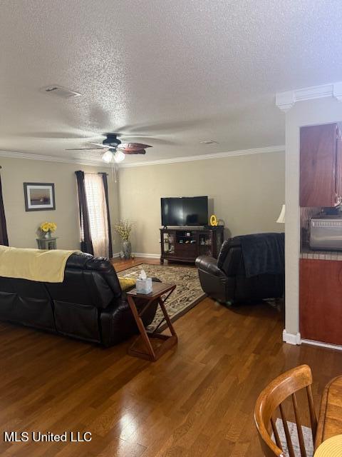 696 Eric Court, Biloxi, Mississippi image 8