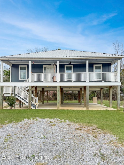 Homes For Sale - 10501 Pin Oak Drive<br/> Harrison County, Biloxi, MS 39532