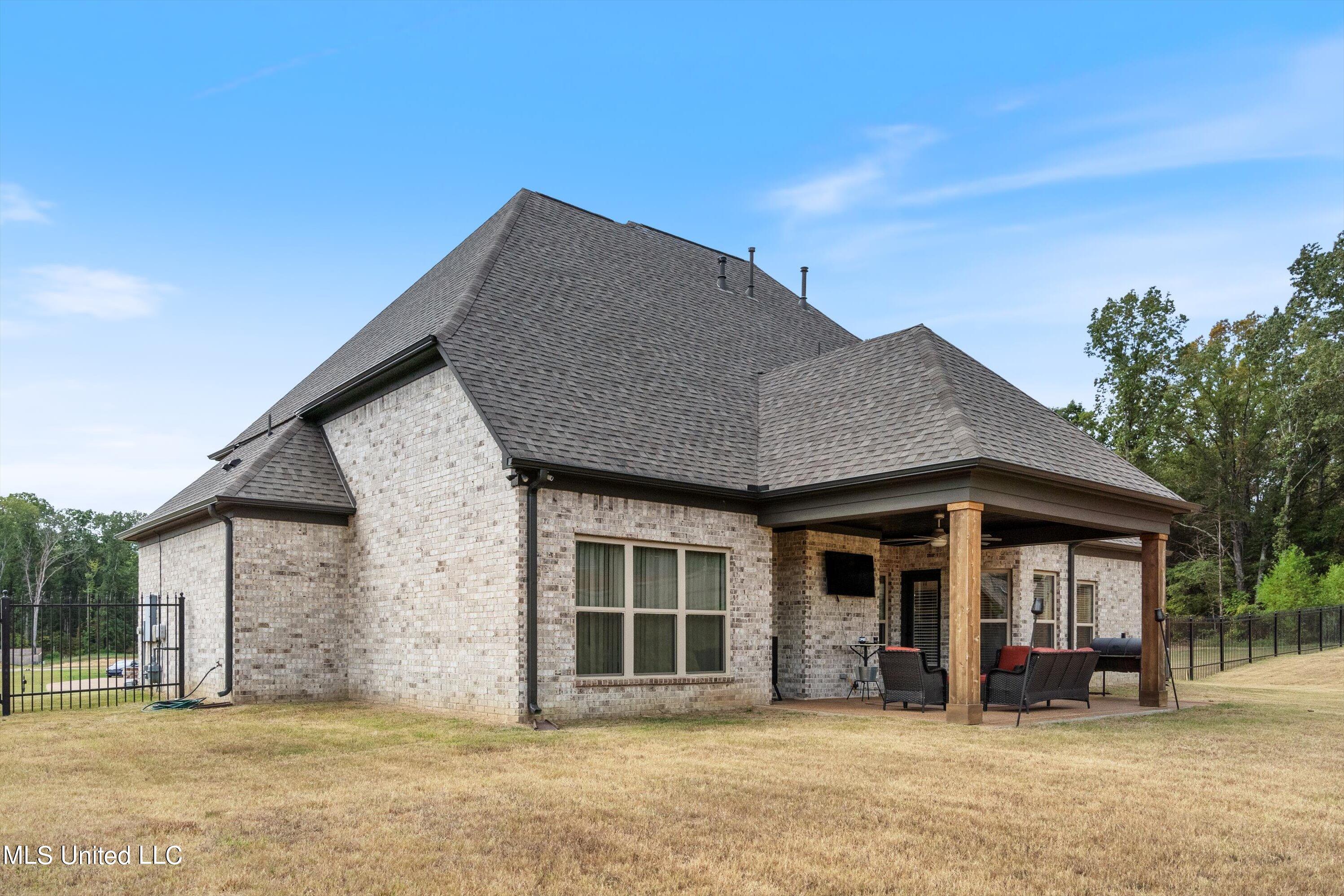 9914 Timber Cove, Olive Branch, Mississippi image 37