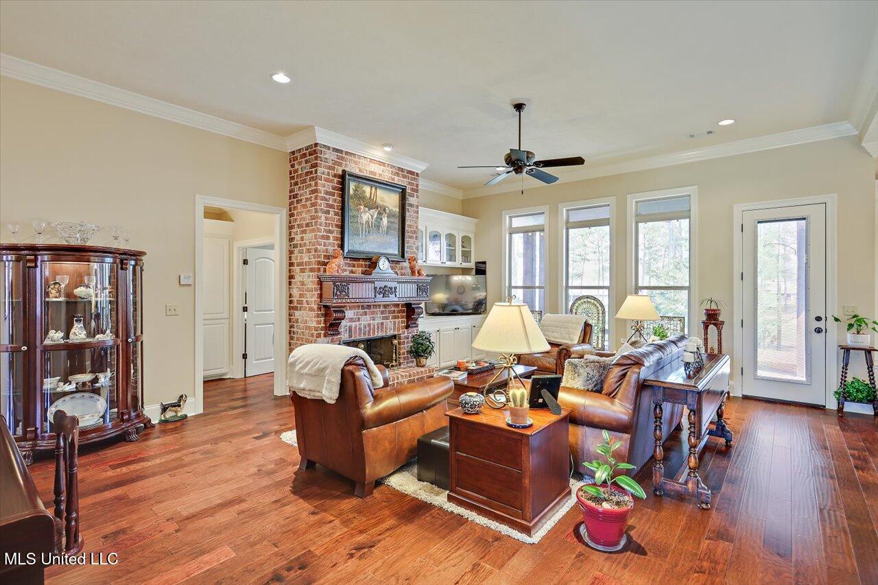 112 Willow Crest Circle, Brandon, Mississippi image 7