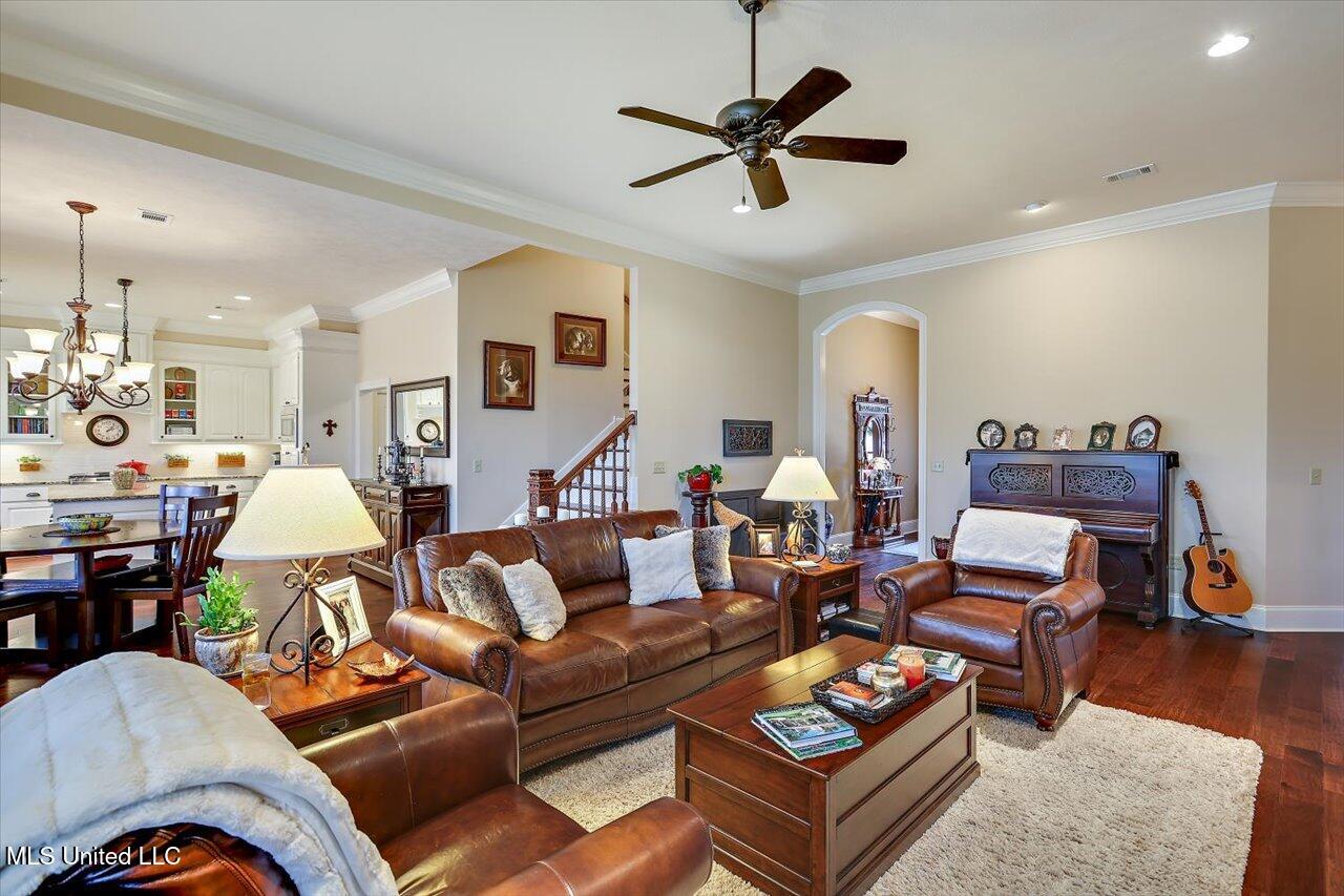 112 Willow Crest Circle, Brandon, Mississippi image 9