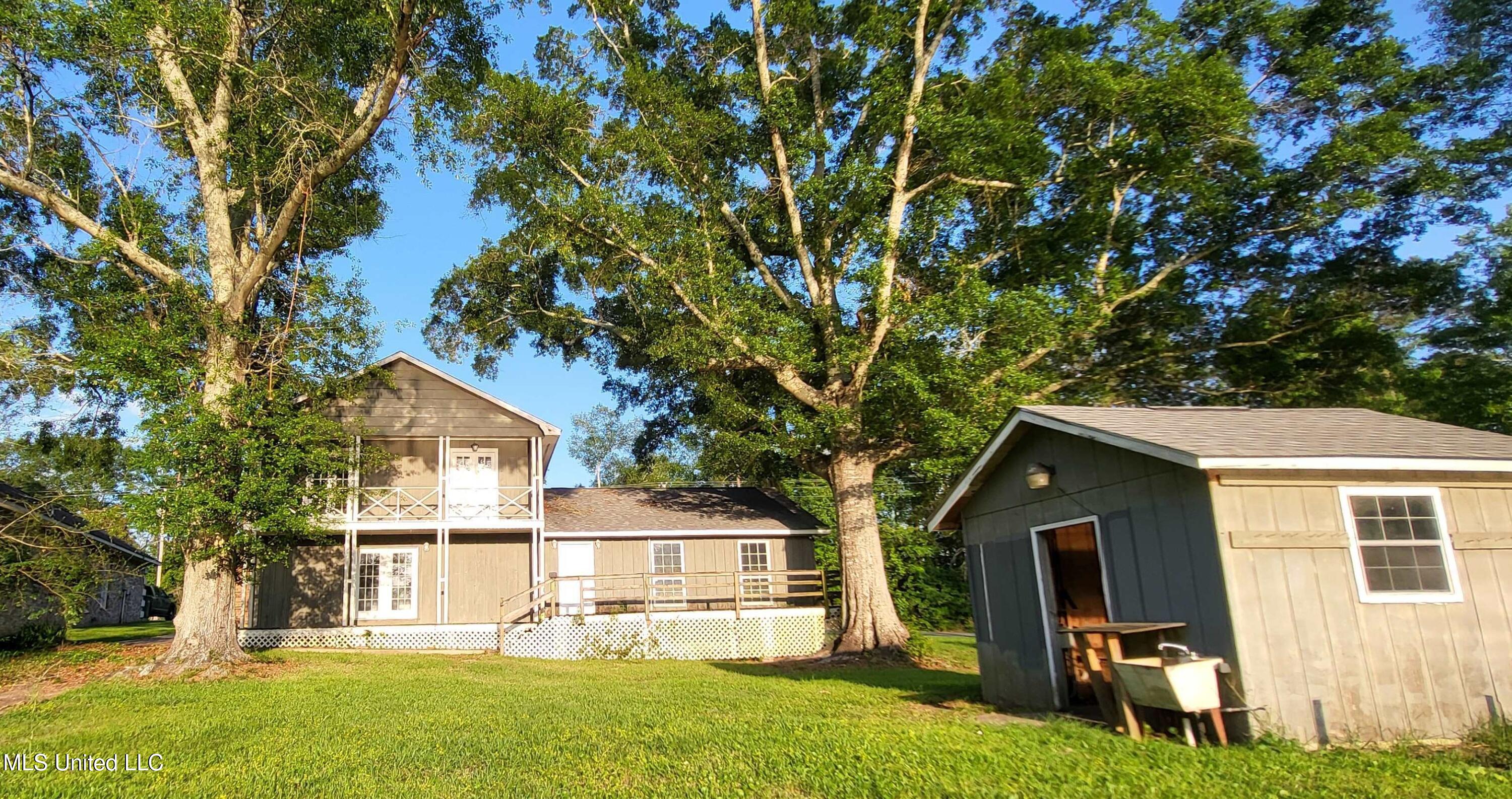 904 E Lakeshore Drive, Carriere, Mississippi image 16