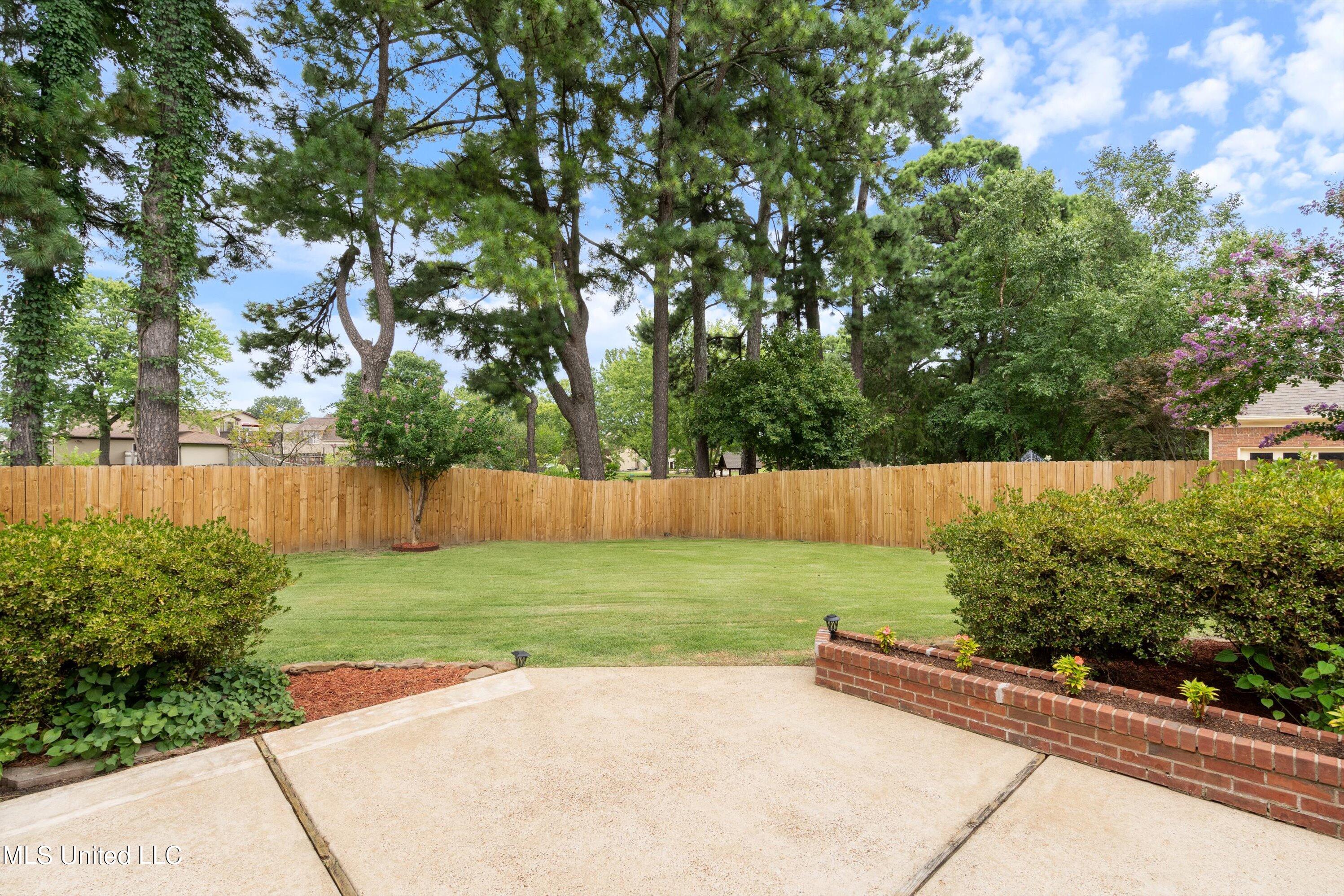 8173 Longwood Drive, Olive Branch, Mississippi image 39