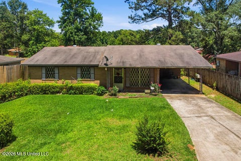 Homes For Sale - 209 Holden Road<br/> McComb, MS 39648
