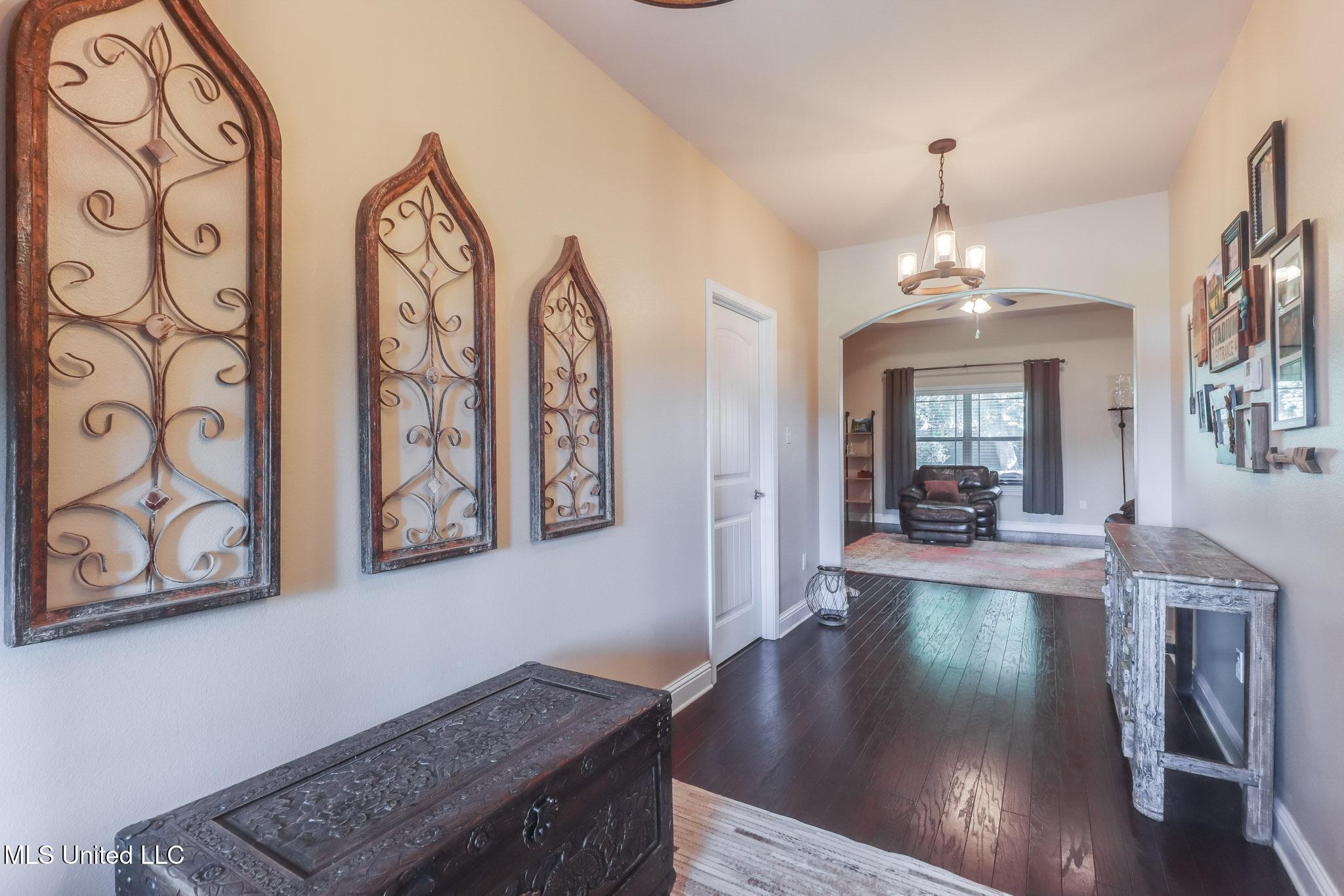 9490 Woodrow Place, Biloxi, Mississippi image 17