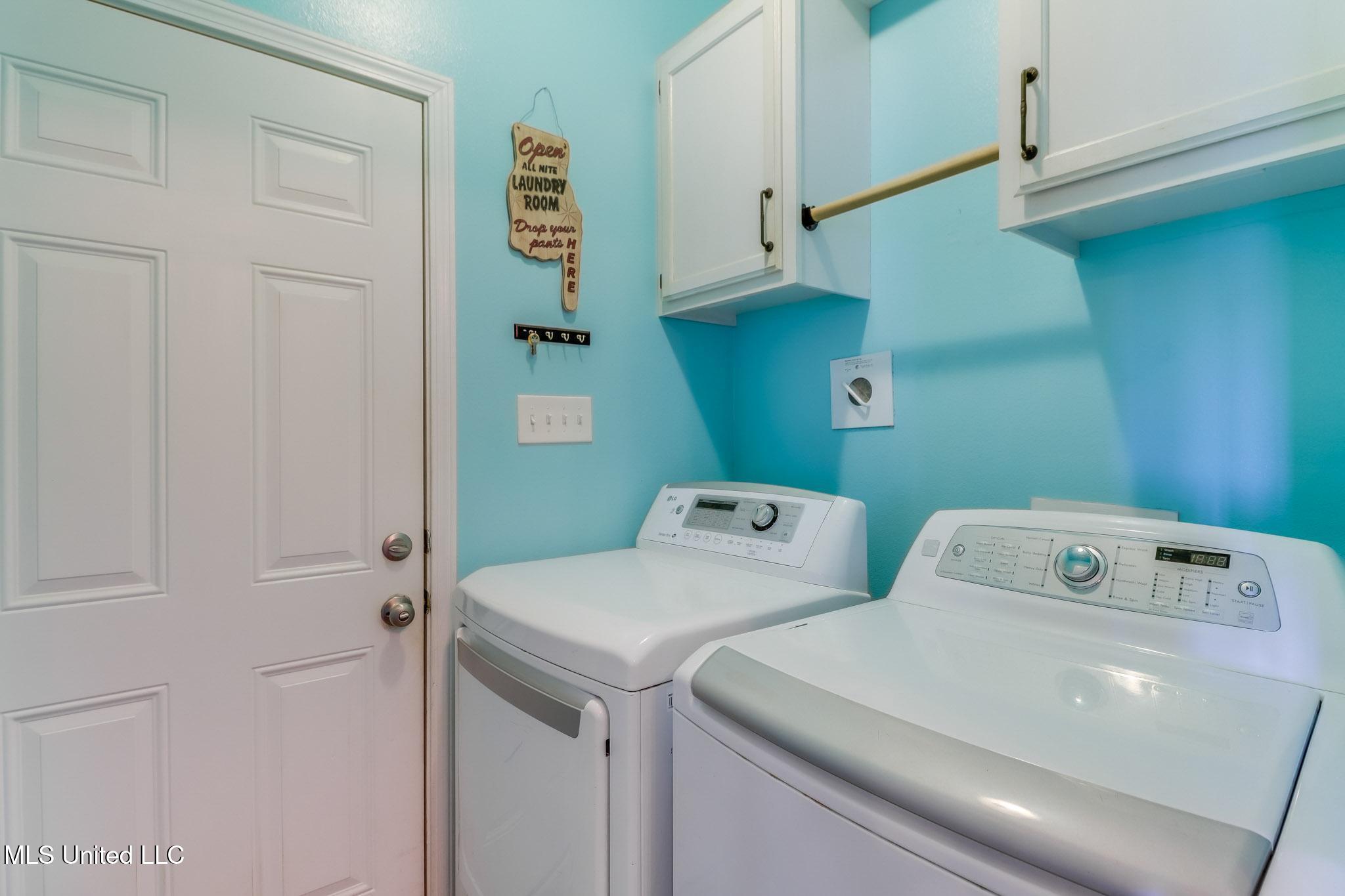 9490 Woodrow Place, Biloxi, Mississippi image 24