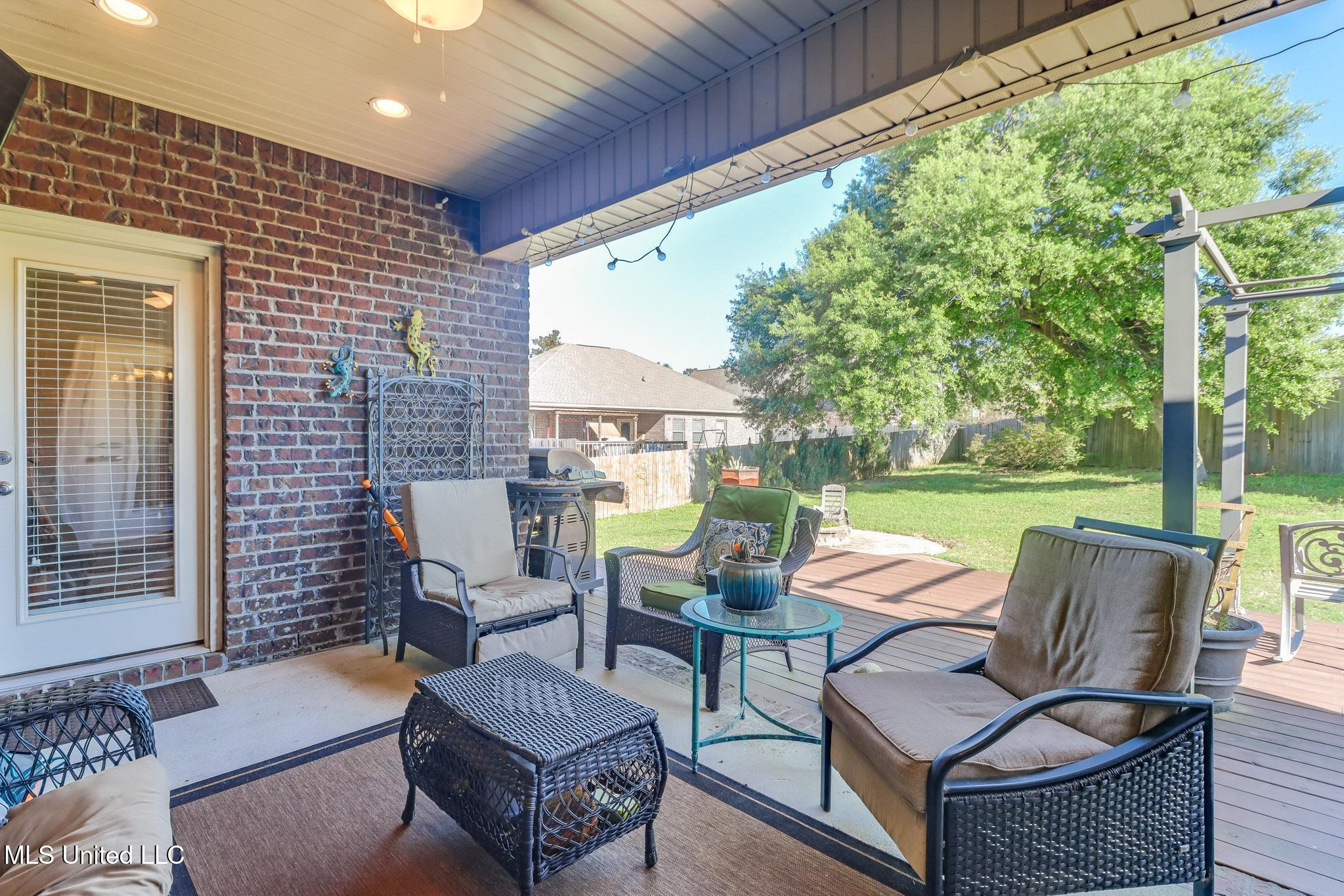 9490 Woodrow Place, Biloxi, Mississippi image 13