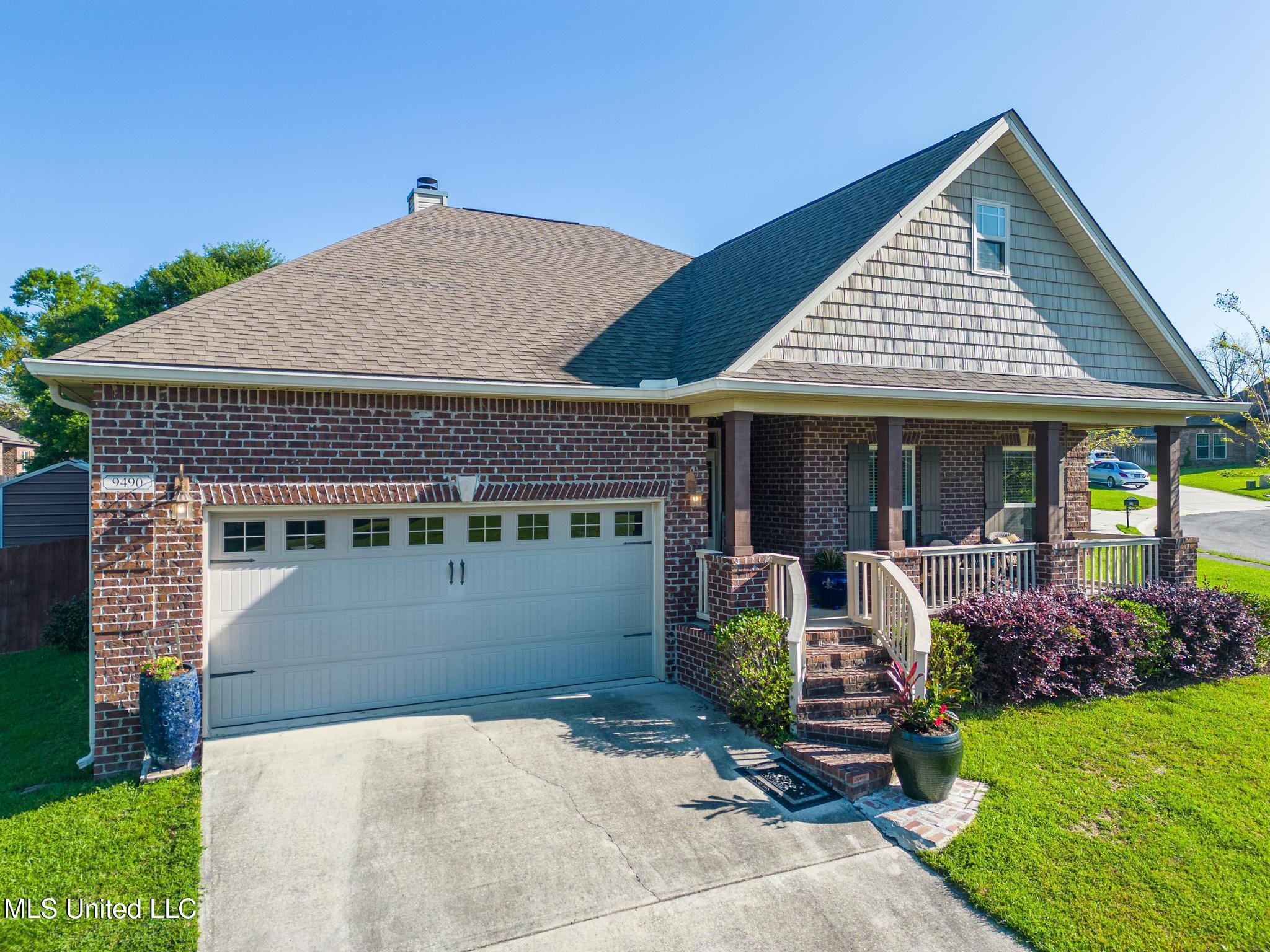 9490 Woodrow Place, Biloxi, Mississippi image 3