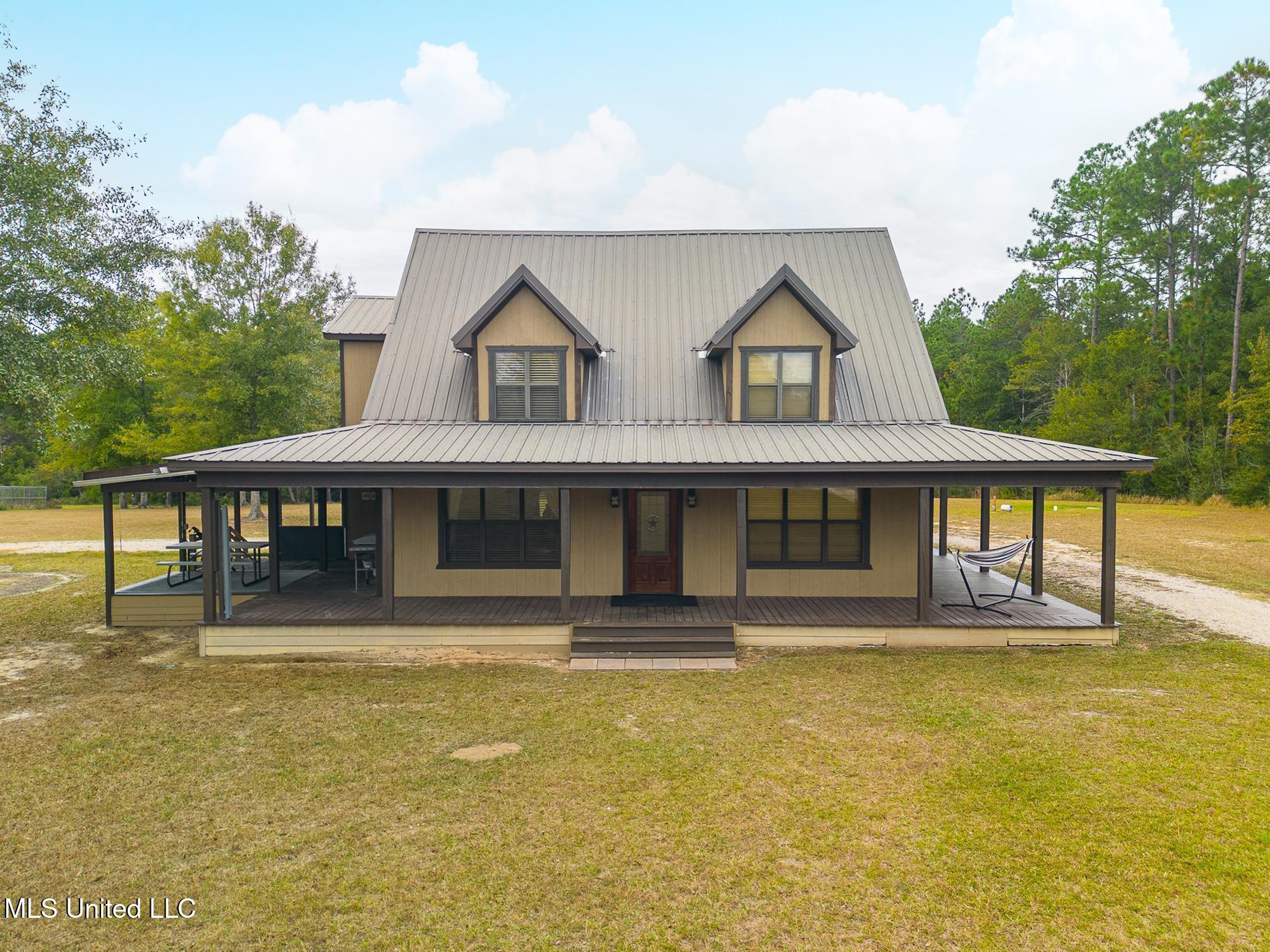 142 Daniels Way, Saucier, Mississippi image 2