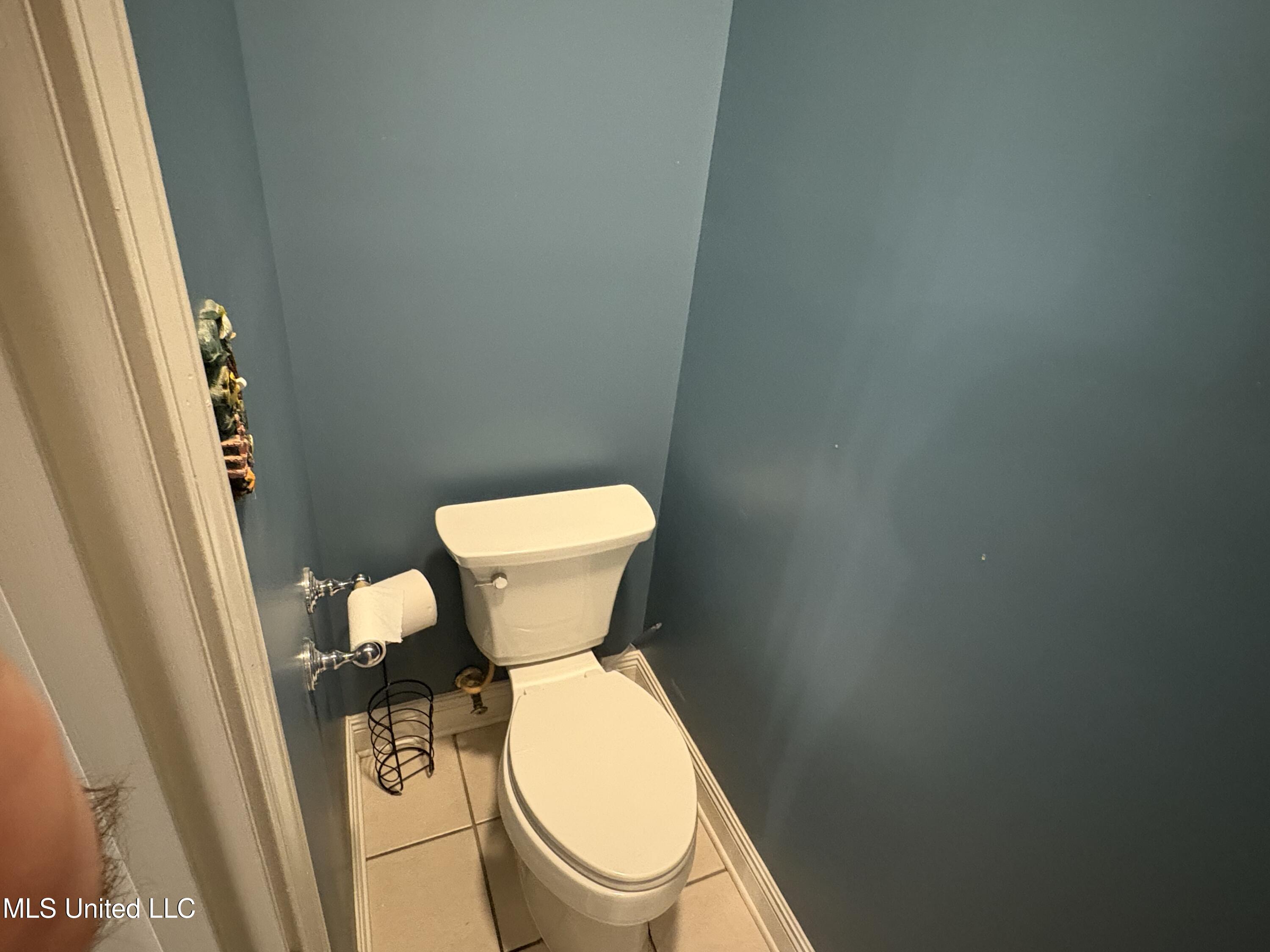 2004 Bayou View Circle, Gautier, Mississippi image 10