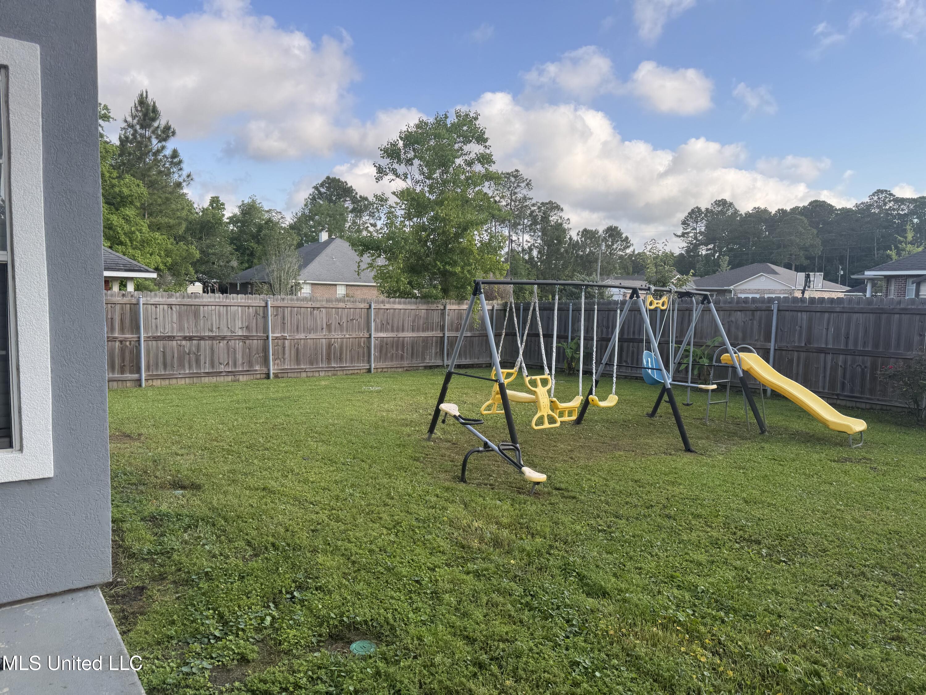 2004 Bayou View Circle, Gautier, Mississippi image 17