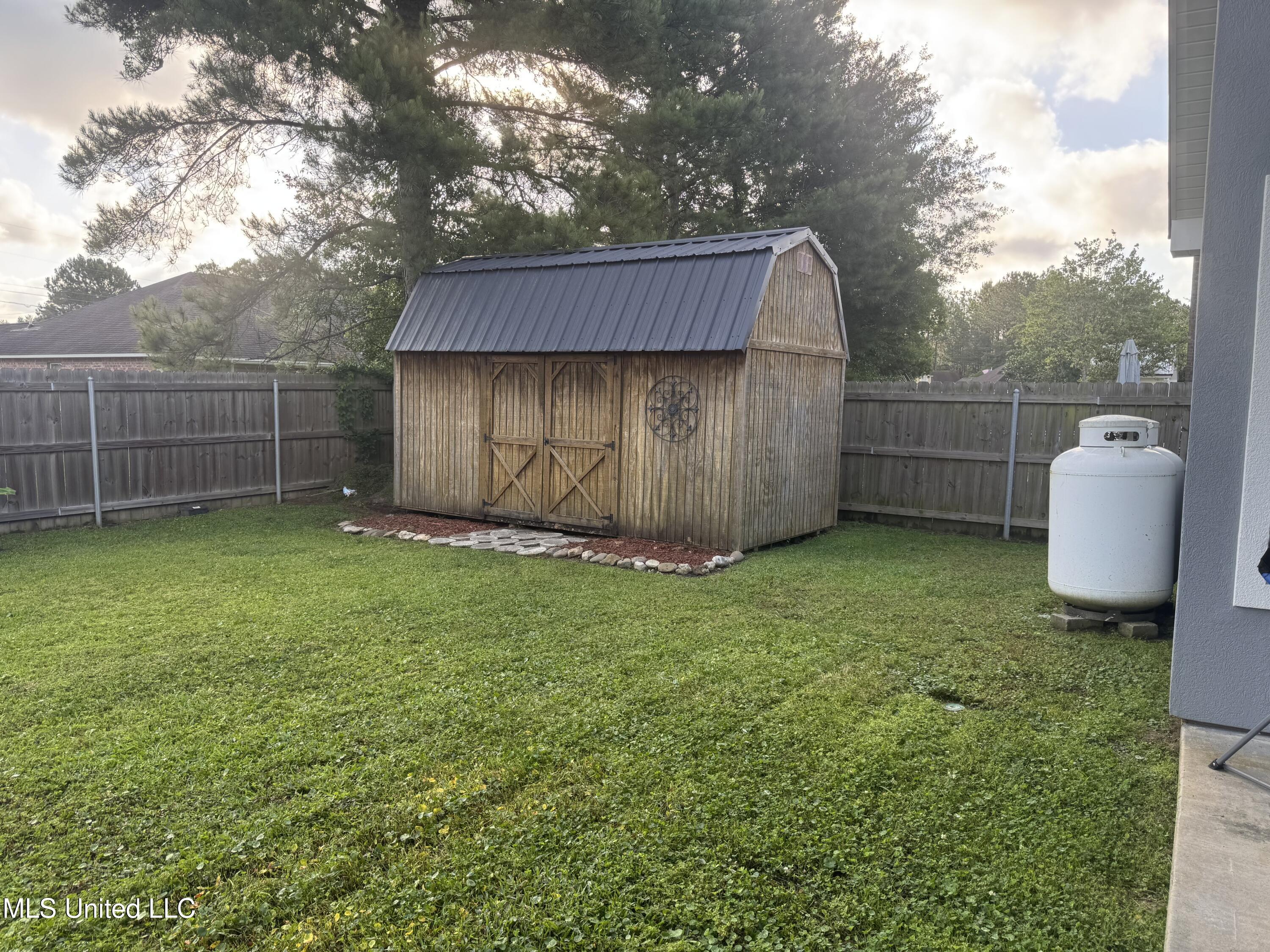 2004 Bayou View Circle, Gautier, Mississippi image 18