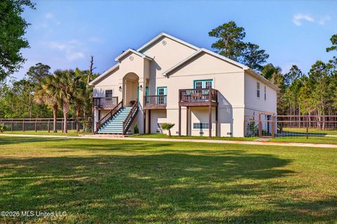 Homes For Sale - 301 Prentiss Road<br/> Harrison County, Pass Christian, MS 39571