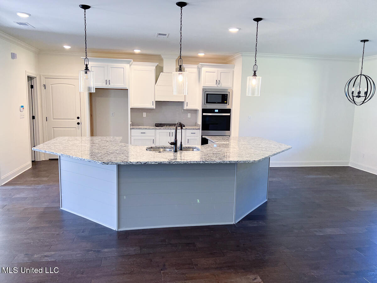 500 Poplar Lane, Holly Springs, Mississippi image 9